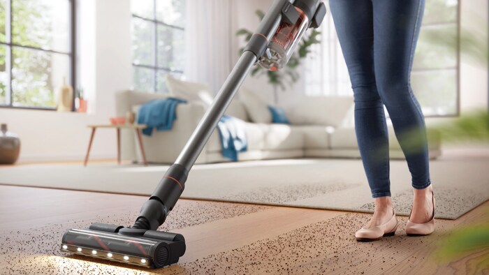 مقطع فيديو عن المكنسة اللاسلكية Aqua​من السلسلة 7000 من Philips